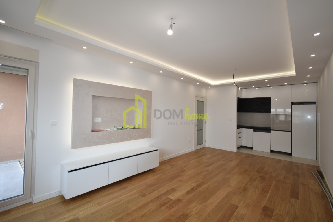 Dvosoban stan 70m2, Central Point